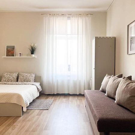 Cosy Apartment In Riga With Free Parking Kültér fotó